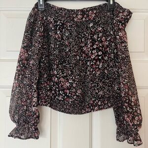 Abercrombie & Fitch Womens Off-The-Shoulder Crinkle Chiffon Blouse in Floral